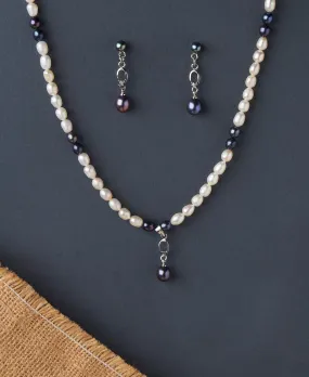 Elegant Pearl Necklace Set